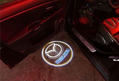 Замена внутрисалонного освещения и лазерная проекция логотипа